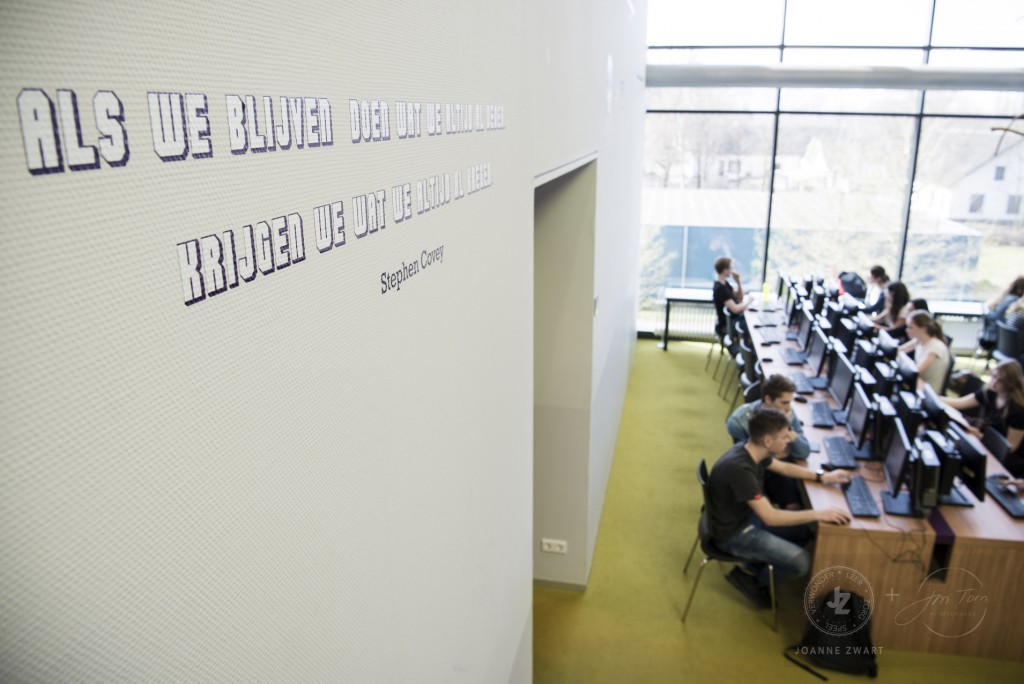 Nederland, Veghel, 28-03-2017 Interieur van de open leercentra, docentenkamer en lokalen van het Zwijsen College in Veghel ontworpen door Joanne Zwart. foto: Bram Budel